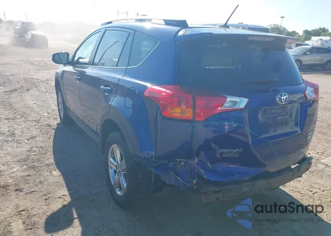 2015 Toyota Rav4 Xle z USA, uszkodzony, nr VIN 2T3RFREV6FW404262